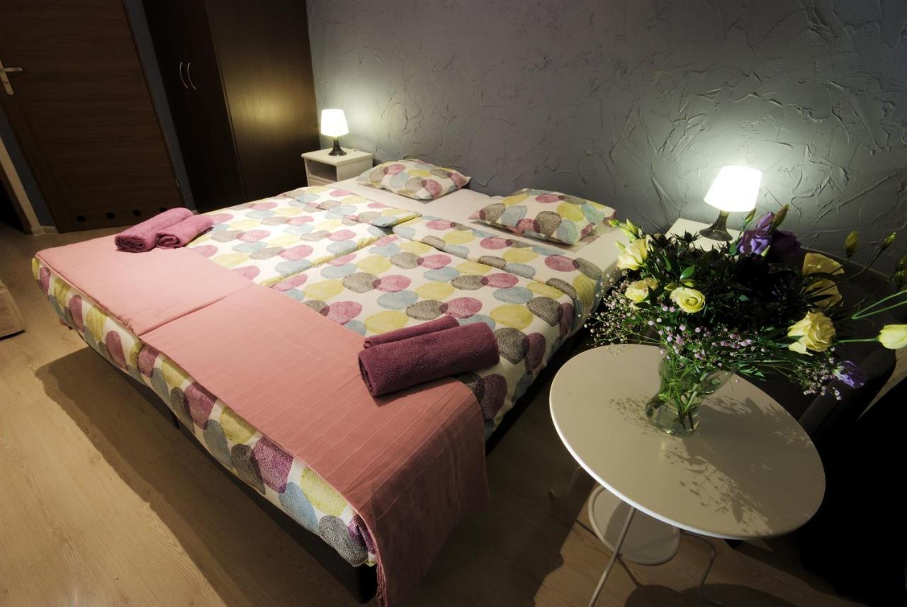 פוזנן Rosemary'S Private Ensuite Rooms In Old Town חדר תמונה
