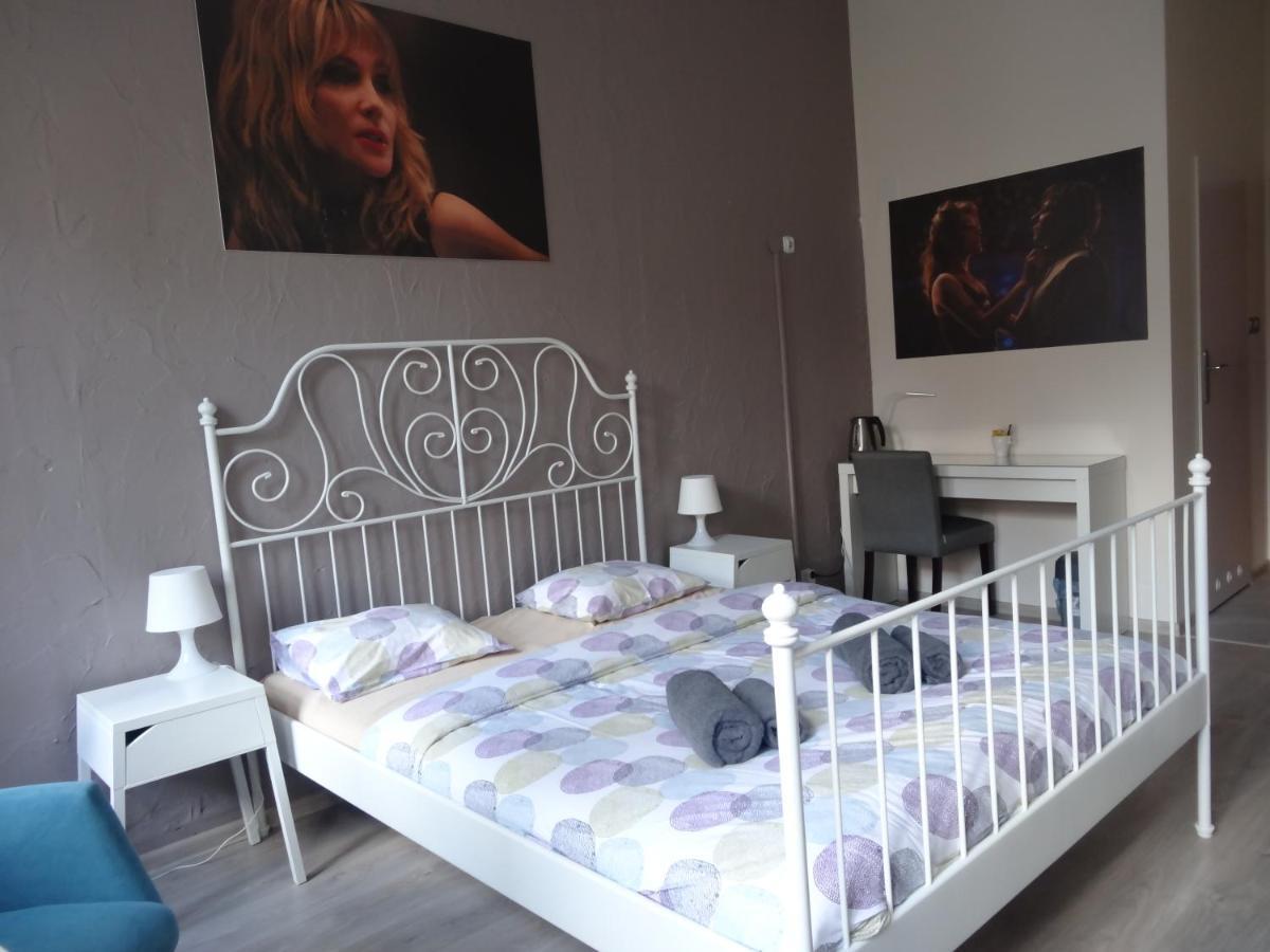פוזנן Rosemary'S Private Ensuite Rooms In Old Town מראה חיצוני תמונה